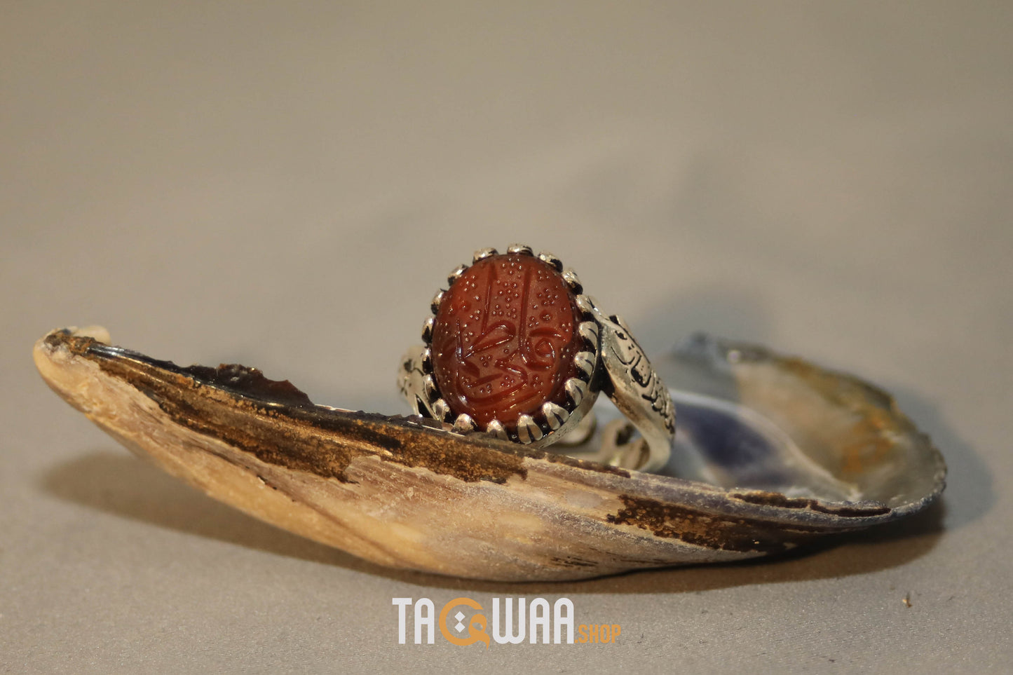 Timeless Men's Silver Ring with Yemeni Brown Aqeeq – 'ALI & FATIMA' Engraving, Adjustable Elegance