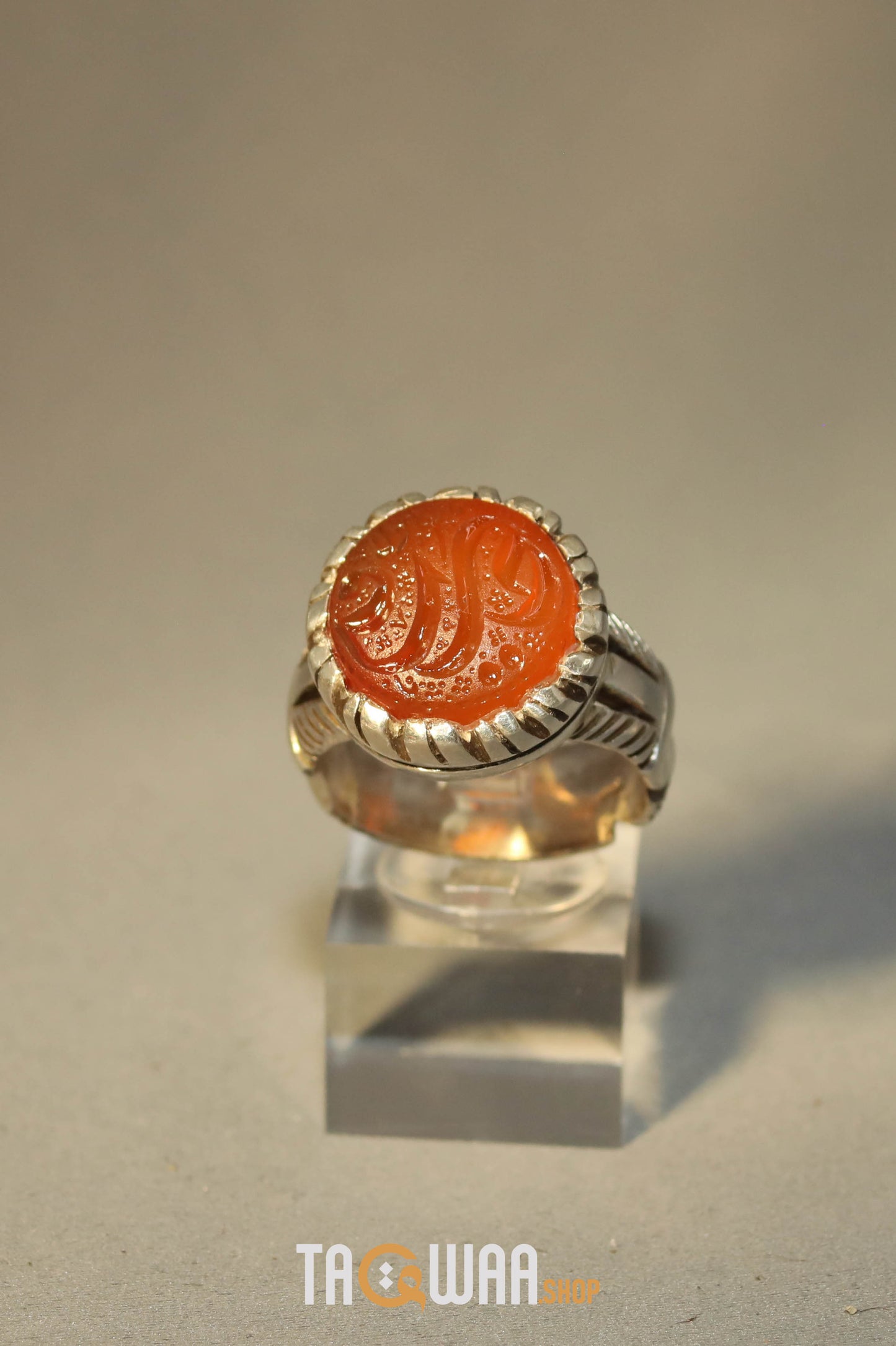 Artisan Silver Ring with Yemeni Agate & 'HUSSEIN MOWLA' Inscription