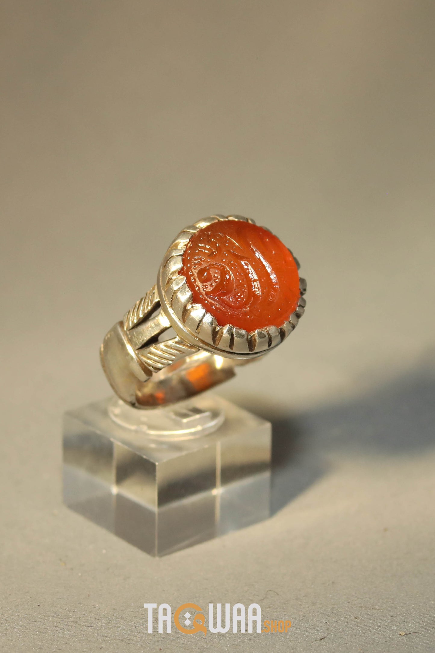 Artisan Silver Ring with Yemeni Agate & 'HUSSEIN MOWLA' Inscription