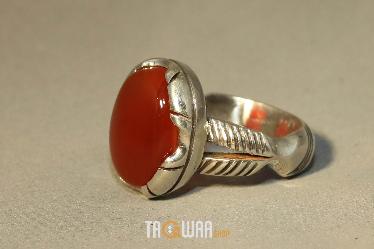 Orange Yemeni Agate Aqeeq Oval Silver Ring