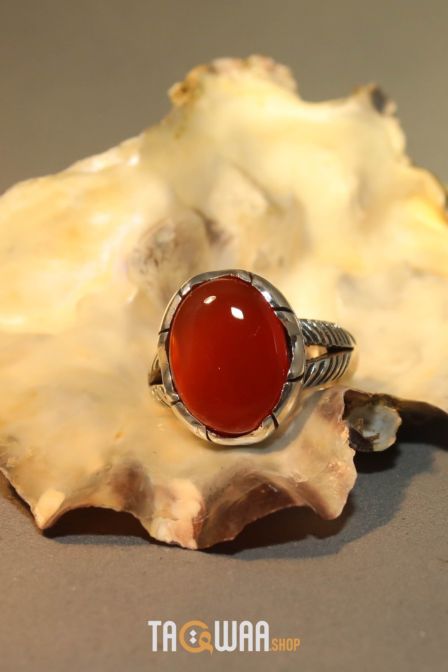 Orange Yemeni Agate Aqeeq Oval Silver Ring