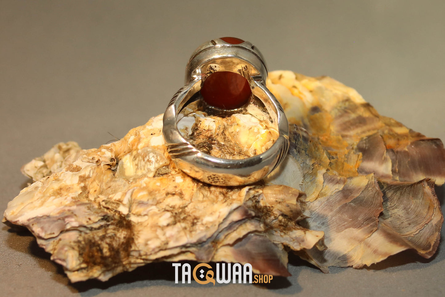 Orange Yemeni Agate Aqeeq Oval Silver Ring