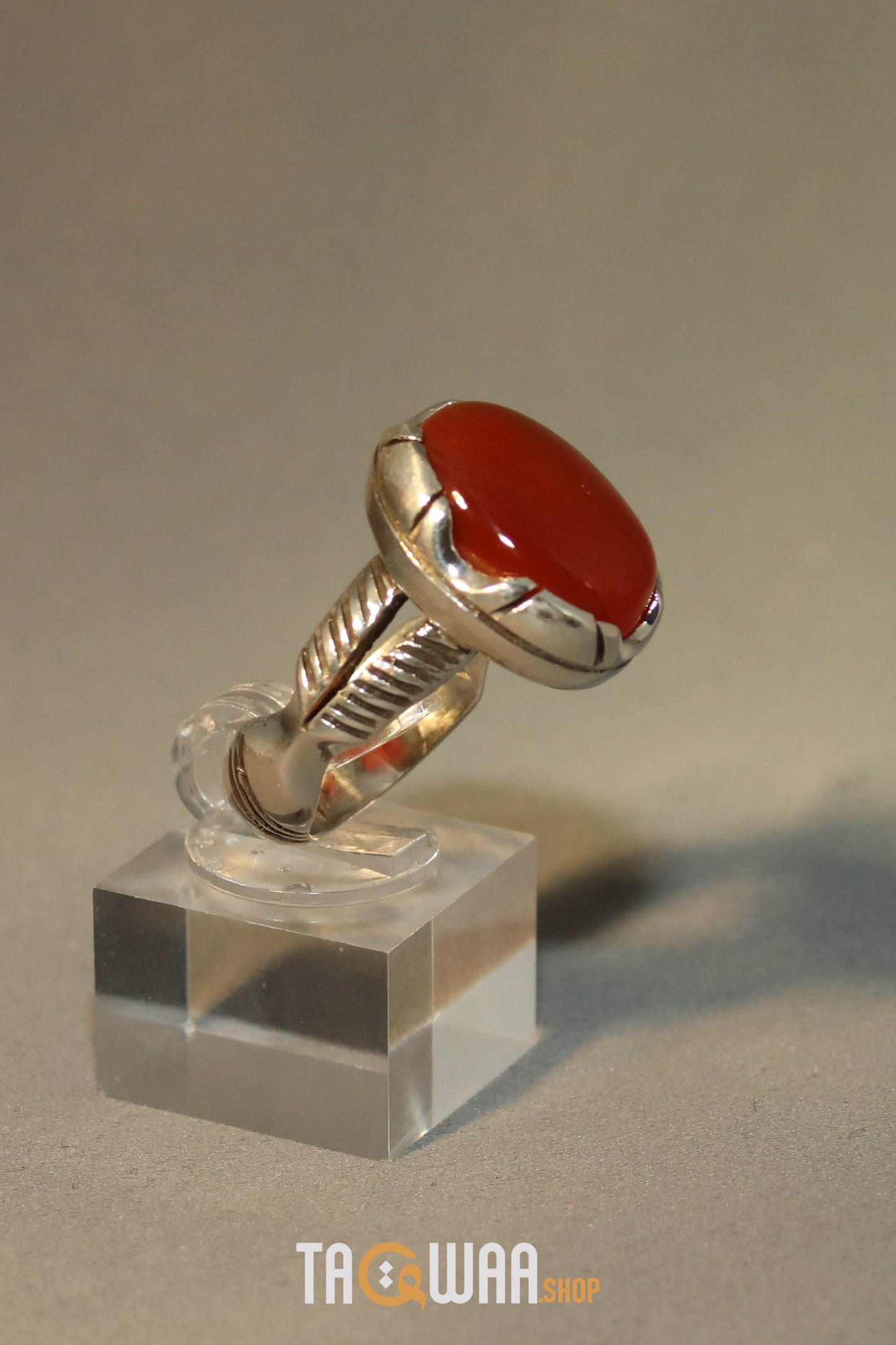 Orange Yemeni Agate Aqeeq Oval Silver Ring