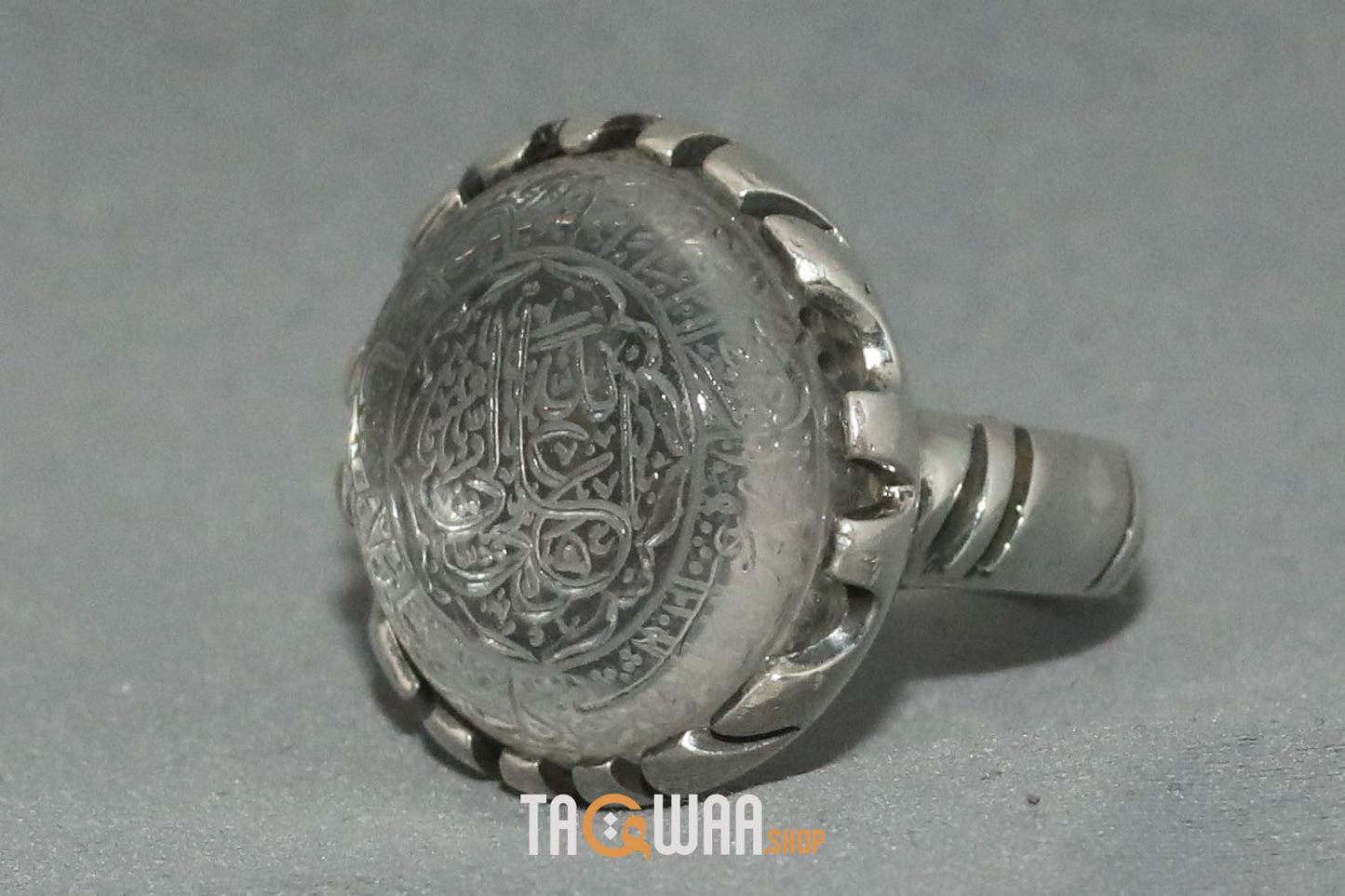 Shia Identity Silver Ring with Dur Alnajaf Stone – Engraved with Nadi Ali Dua and 'Ali Wali Allah