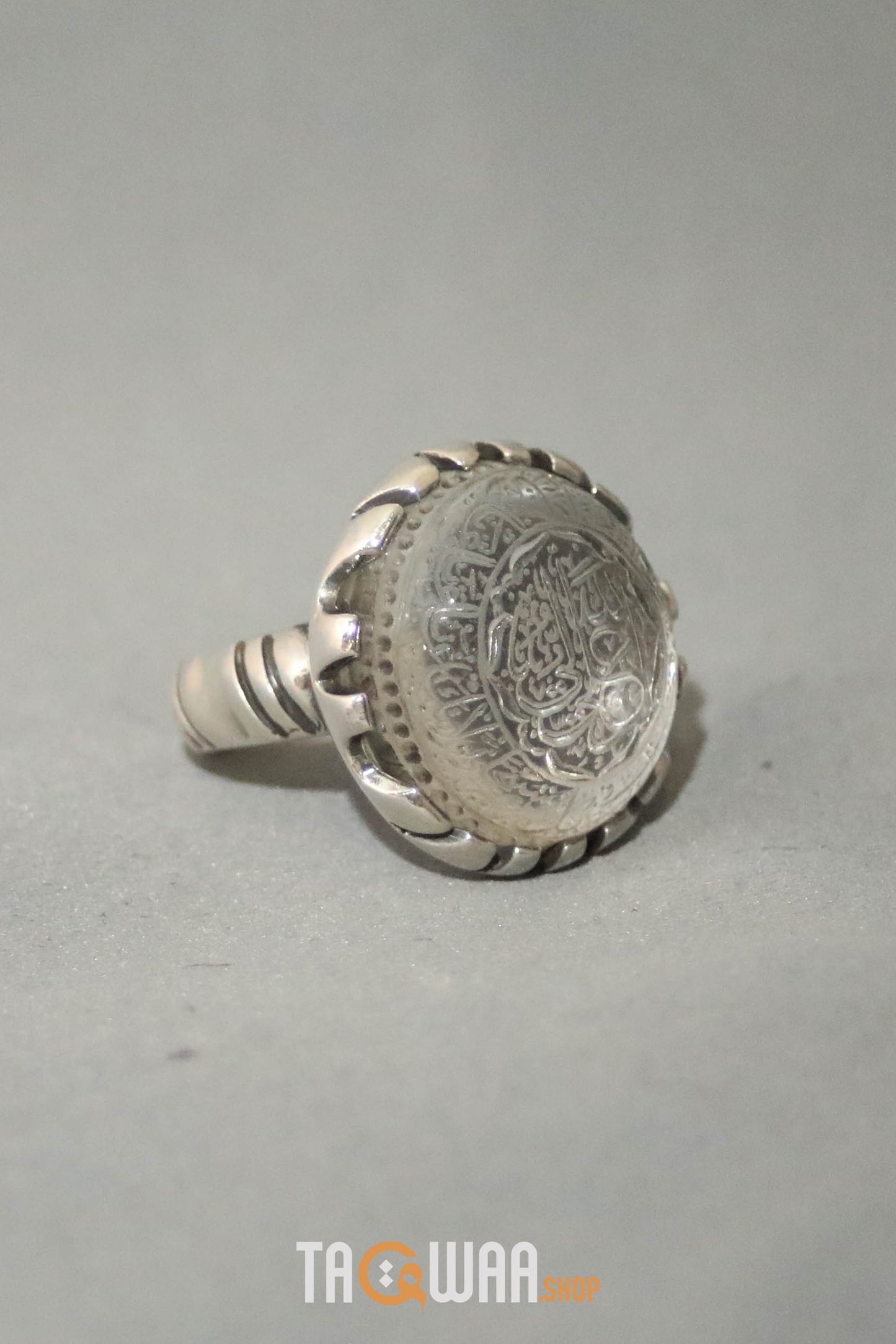 Shia Identity Silver Ring with Dur Alnajaf Stone – Engraved with Nadi Ali Dua and 'Ali Wali Allah