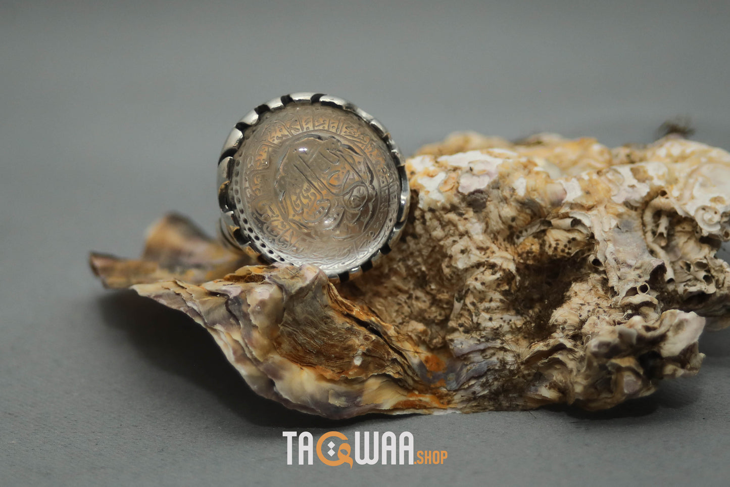 Shia Identity Silver Ring with Dur Alnajaf Stone – Engraved with Nadi Ali Dua and 'Ali Wali Allah