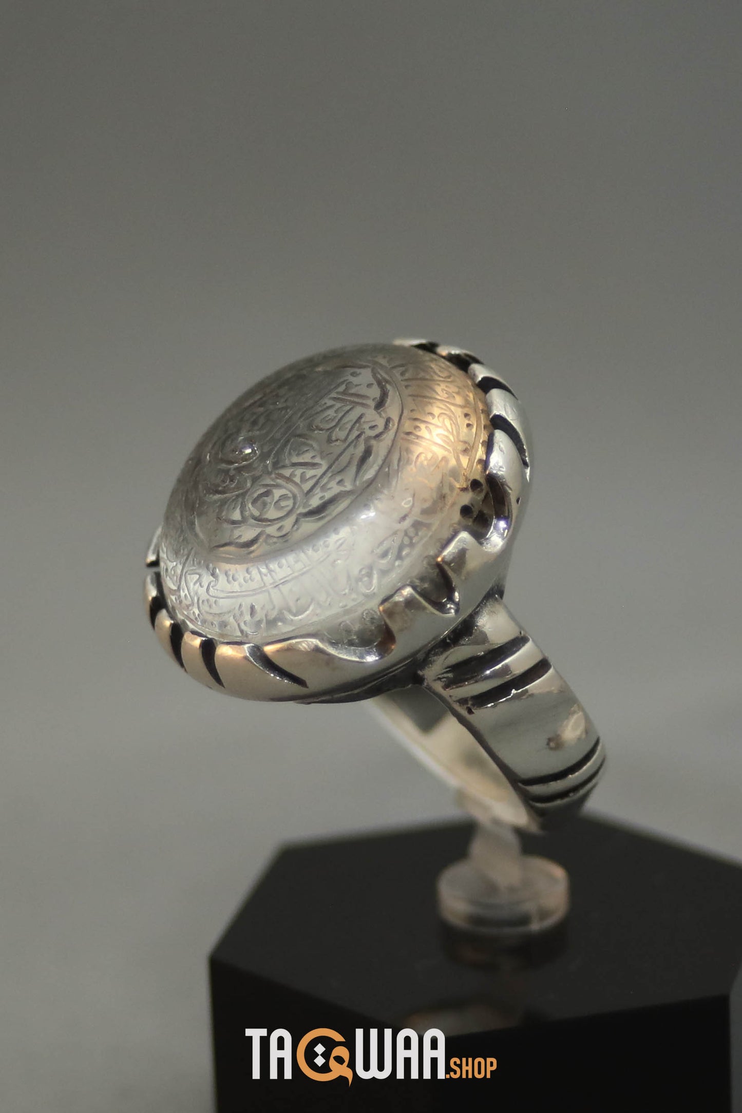 Shia Identity Silver Ring with Dur Alnajaf Stone – Engraved with Nadi Ali Dua and 'Ali Wali Allah
