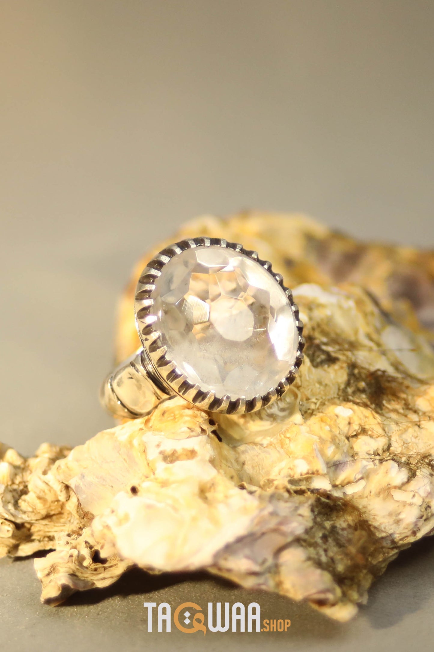 Elegant Silver Ring with Dur Al Najaf Stone