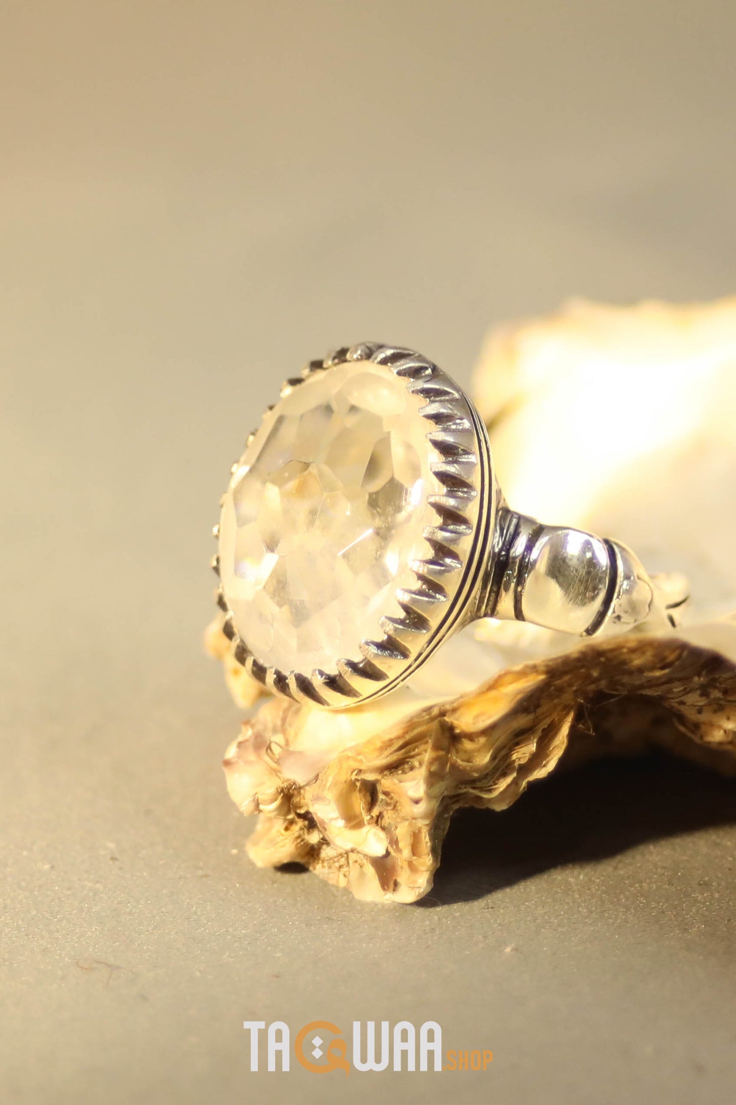 Elegant Silver Ring with Dur Al Najaf Stone