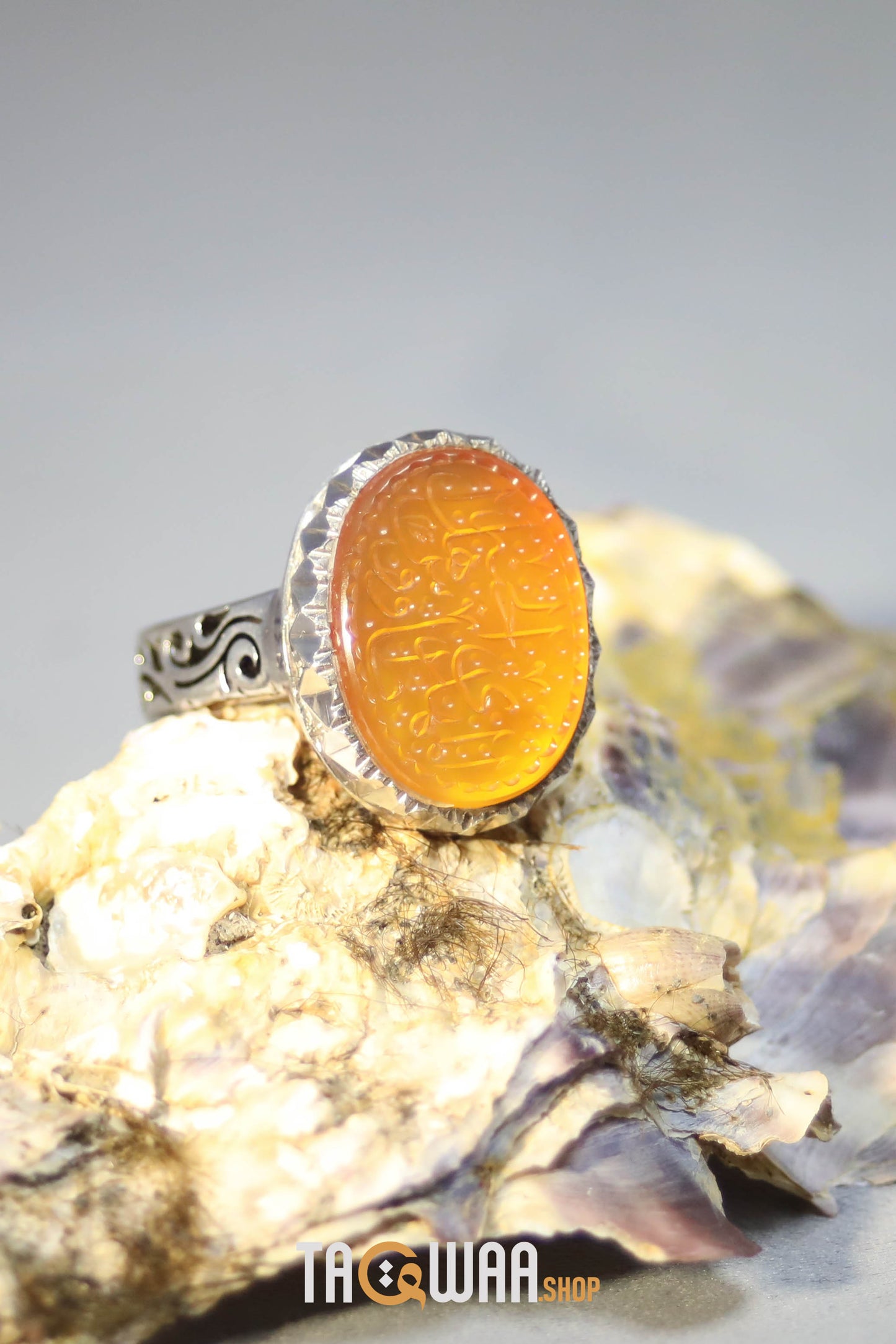 Timeless Men's Silver Ring with Yemeni Orange Aqeeq – Engraved with 'المهدي طاوس اهل الجنة