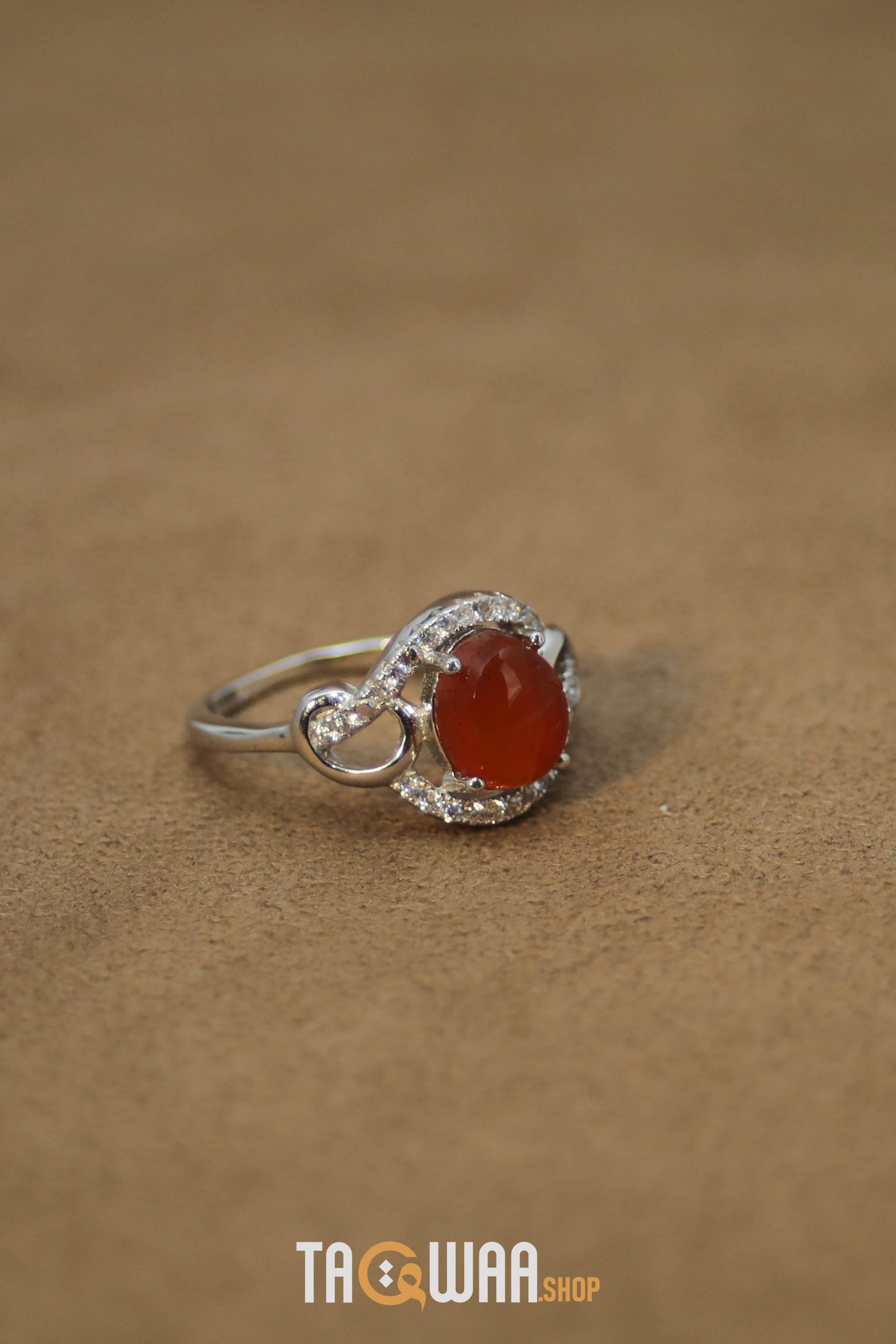 Silver Ring with Yemeni Brown Agate