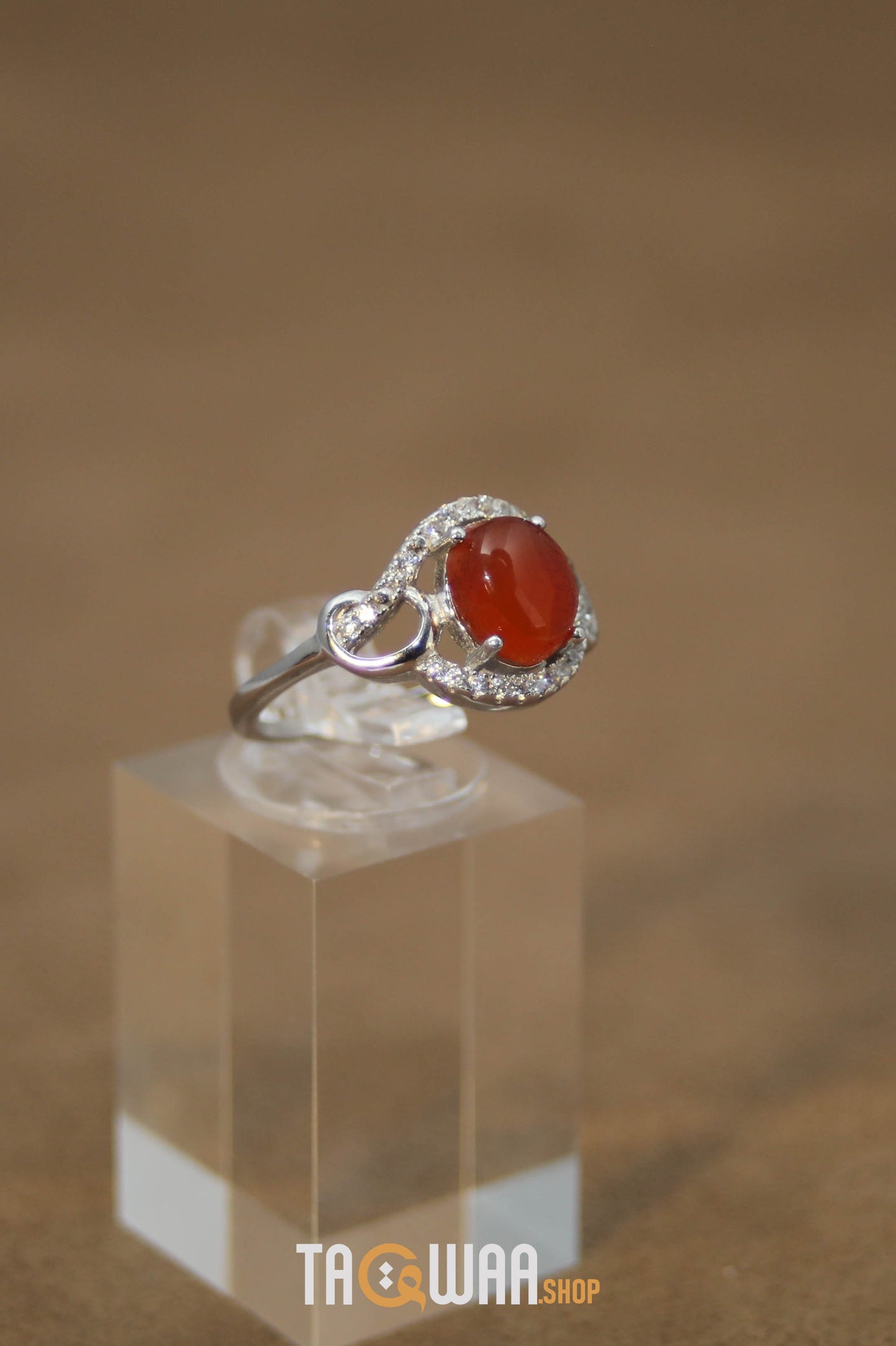 Silver Ring with Yemeni Brown Agate