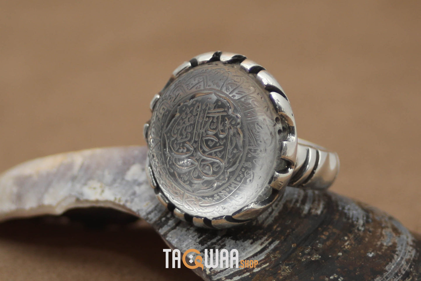 Shia Identity Silver Ring with Dur Alnajaf Stone – Engraved with Nadi Ali Dua and 'Ali Wali Allah