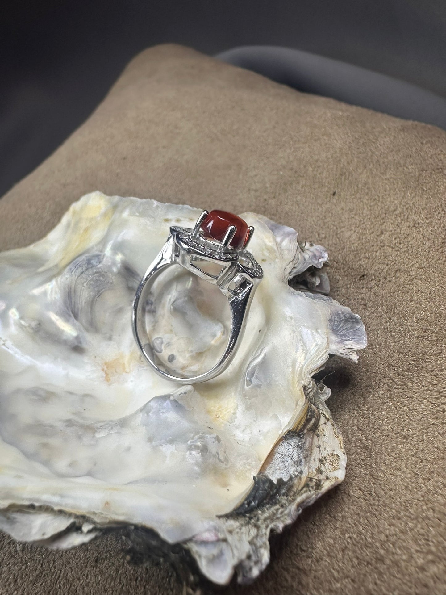 Yemeni Brown Aqeeq Sterling Silver Ring (Women)