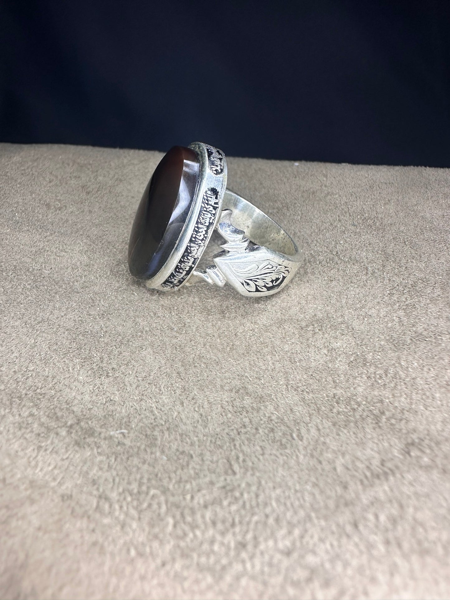 Yemeni Brown Aqeeq Sterling Silver Ring (Men)