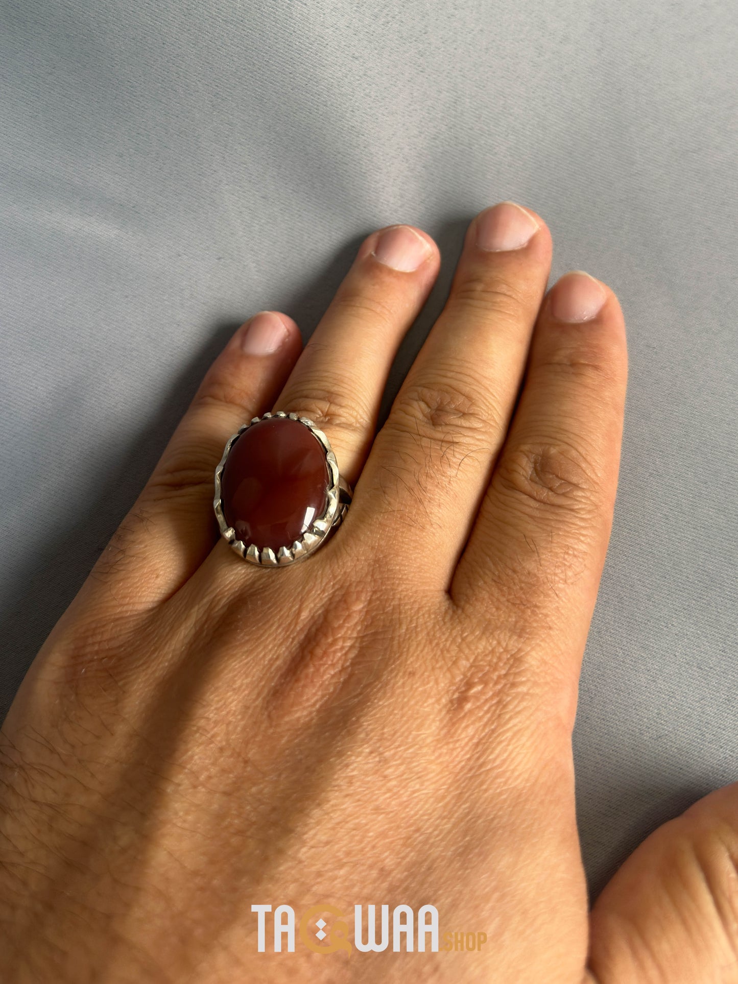 Red Yemeni Agate Aqeeq Oval Silver Ring