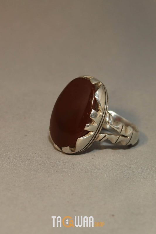 Red Yemeni Agate Aqeeq Oval Silver Ring