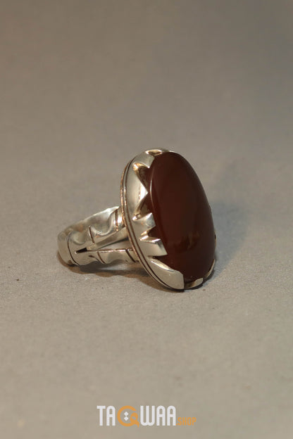 Red Yemeni Agate Aqeeq Oval Silver Ring
