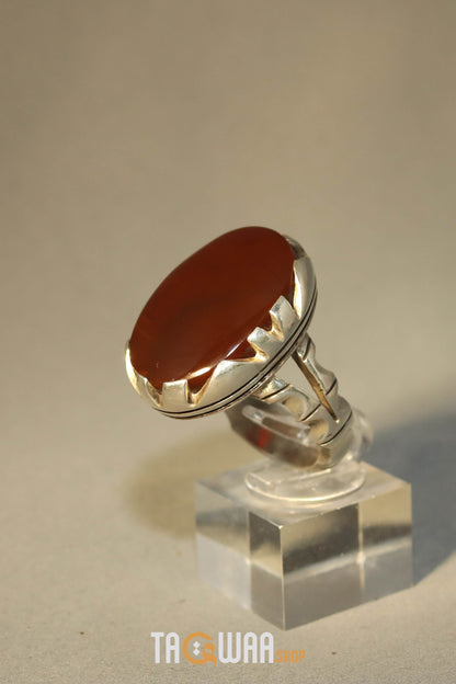 Red Yemeni Agate Aqeeq Oval Silver Ring
