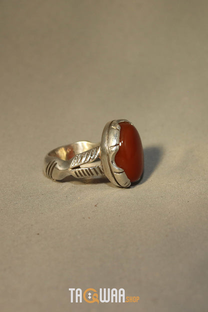 Orange Yemeni Agate Aqeeq Oval Silver Ring