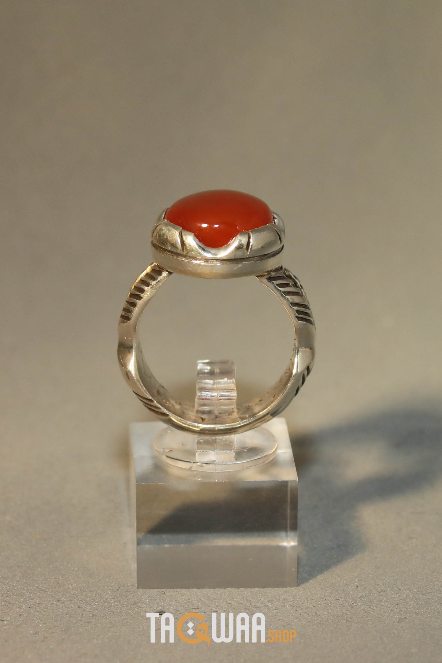 Orange Yemeni Agate Aqeeq Oval Silver Ring