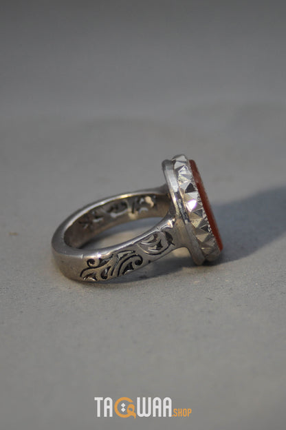 Timeless Men's Silver Ring with Yemeni Orange Aqeeq – Engraved with 'وَمَنْ يَتَوَكَّلْ عَلَى اللَّهِ فَهُوَ حَسْبُهُ